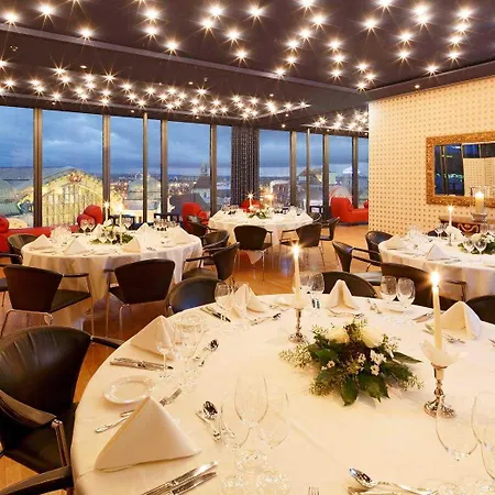 Victoria Hotel 4*